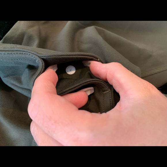 Lululemon wunder under olive green pants - Picture 6 of 7